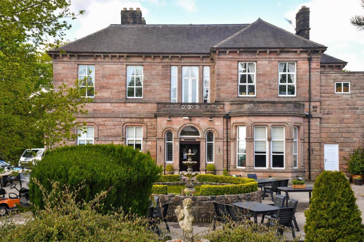 Отель Hall Whiston (Staffordshire Moorlands)