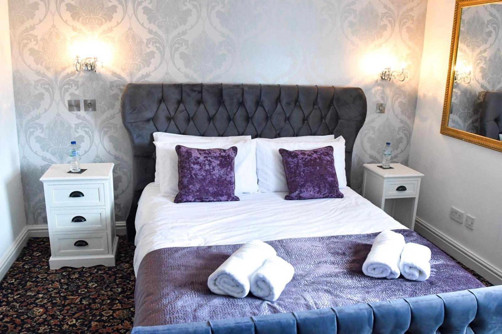 Hall Whiston (Staffordshire Moorlands)