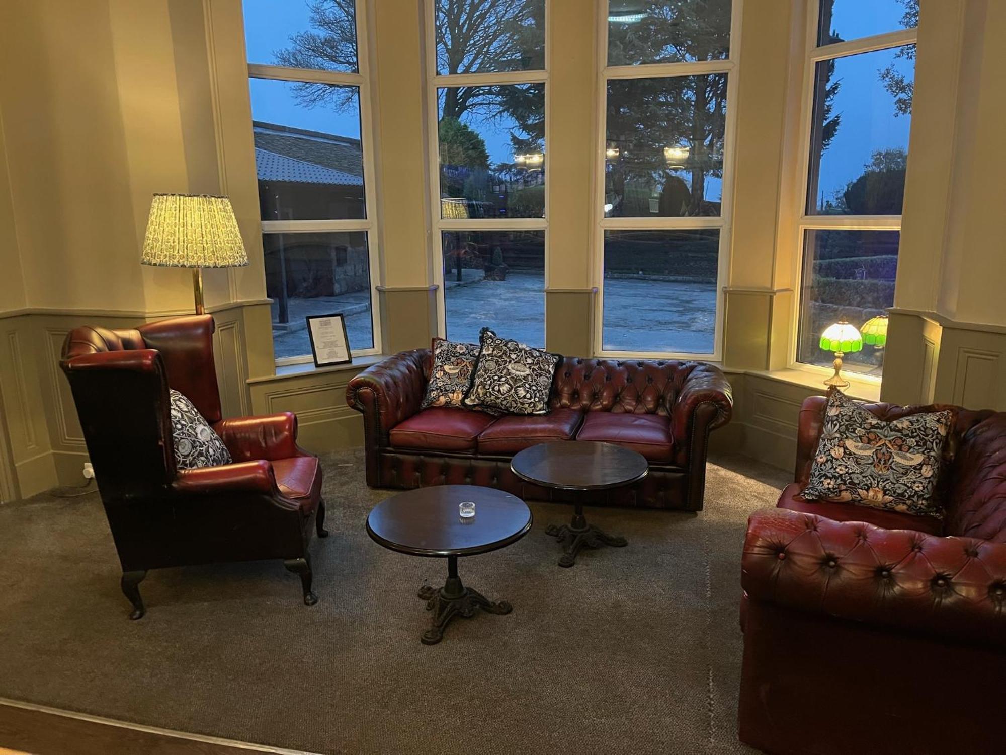 Отель Hall Whiston (Staffordshire Moorlands)