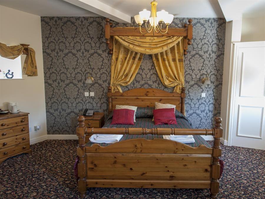 Hall Отель Whiston (Staffordshire Moorlands)